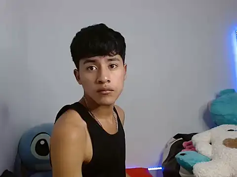 Snapshot of Sebas_Ross04 chatting on January 2026 06:05:02 AM Sebas Ross04 online show from January 2026 06:05:02 AM