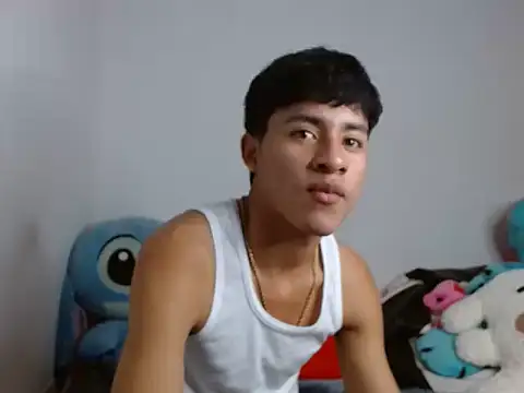 Snapshot of Sebas_Ross04 chatting on January 2026 02:36:02 AM Sebas Ross04 online show from January 2026 02:36:02 AM