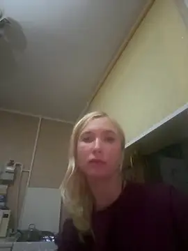 Snapshot of KisJeni chatting on December 2025 07:20:02 PM KisJeni online show from December 2025 07:20:02 PM