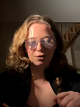 Snapshot of GermanRose chatting on December 2025 07:29:02 PM GermanRose online show from December 2025 07:29:02 PM