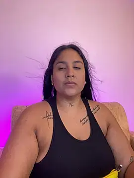 YenthCorona online show from May 2026 04:17:01 AM