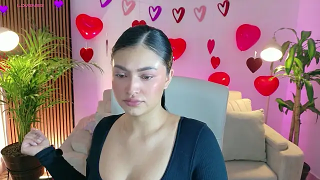 victoria   moon online show from February 2026 01:06:01 PM