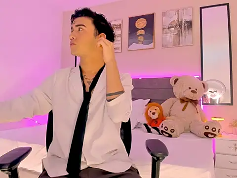 Feiccer Thomson1 online show from February 2026 04:58:02 PM