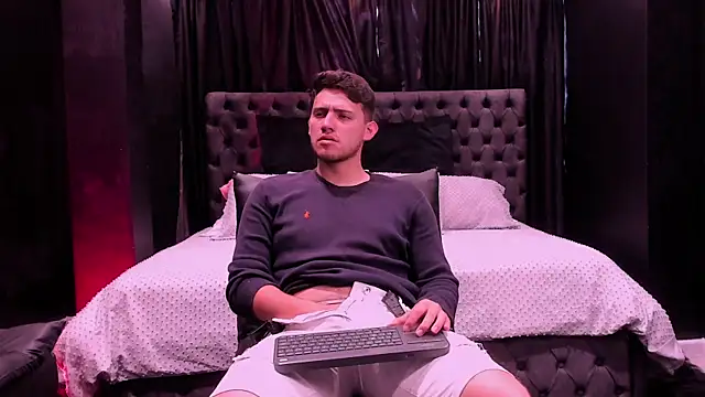 big  friends online show from March 2026 08:35:02 PM