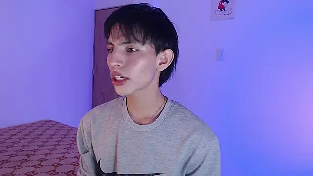 andrew courtzz online show from April 2026 05:48:01 PM