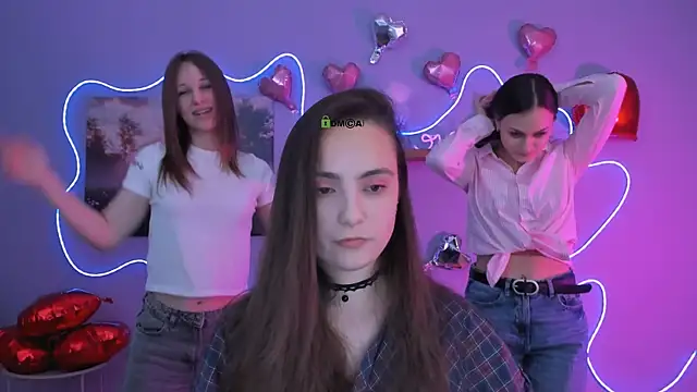 Snapshot of jenna_elayne chatting on February 2026 10:00:01 AM jenna elayne online show from February 2026 10:00:01 AM