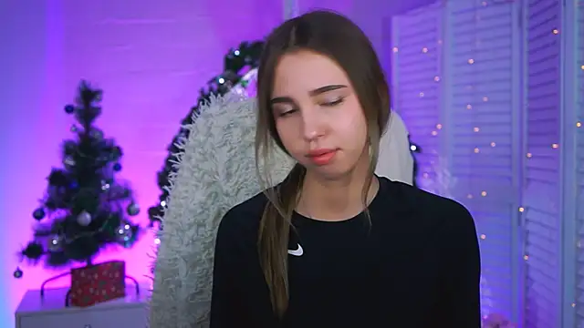 KimPorins online show from December 2025 01:38:02 PM