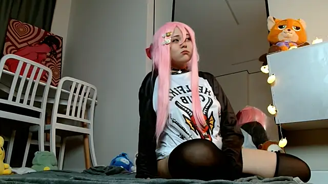 minji snow online show from May 2026 01:39:02 PM