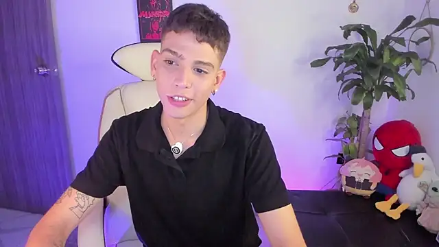 Jasson    online show from April 2026 10:07:01 PM