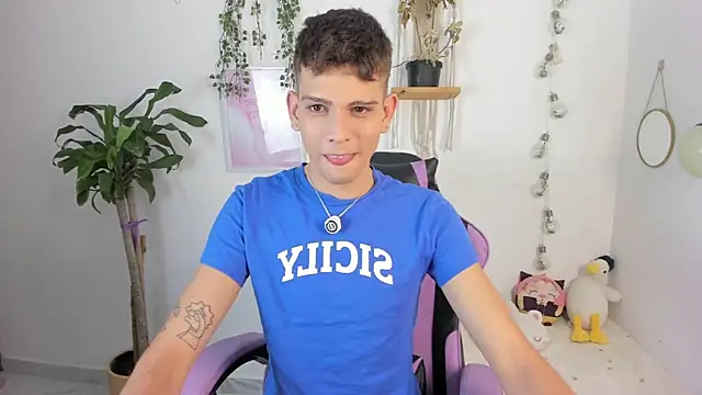 Jasson    online show from May 2026 09:20:01 PM