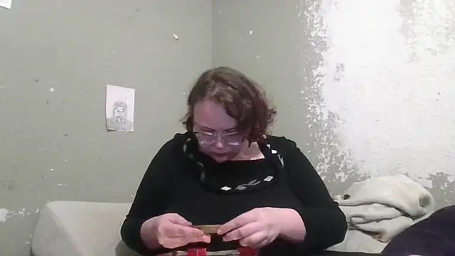 Snapshot of Rentastnrgurl chatting on December 2025 11:31:01 PM Rentastnrgurl online show from December 2025 11:31:01 PM