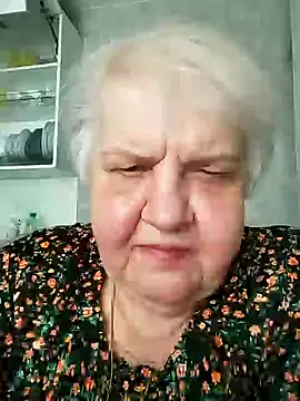 HapinessLovee online show from May 2026 11:38:02 AM