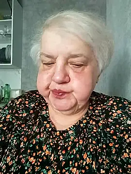HapinessLovee online show from May 2026 07:15:01 AM