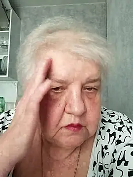 HapinessLovee online show from May 2026 10:23:01 AM