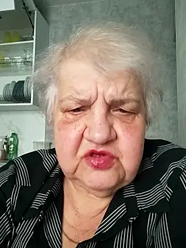 HapinessLovee online show from May 2026 01:08:01 PM
