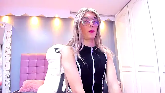 Lis Pearson online show from April 2026 06:19:01 AM