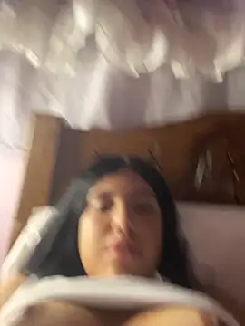  Laurentt  online show from April 2026 02:20:01 AM