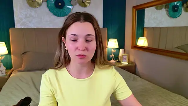 Lina Sinerz online show from May 2026 03:31:01 PM