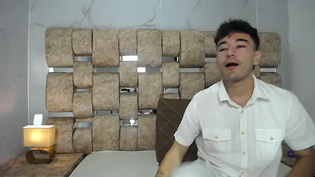 KathyAiden online show from February 2026 07:43:01 PM