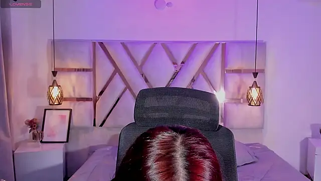 Snapshot of scarlettvg chatting on December 2025 04:29:01 AM scarlettvg online show from December 2025 04:29:01 AM