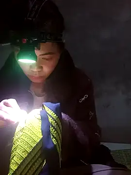 Snapshot of mon-monk chatting on December 2025 01:39:02 PM mon-monk online show from December 2025 01:39:02 PM