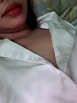 Snapshot of -Moon-20 chatting on December 2025 01:28:01 PM -Moon-20 online show from December 2025 01:28:01 PM