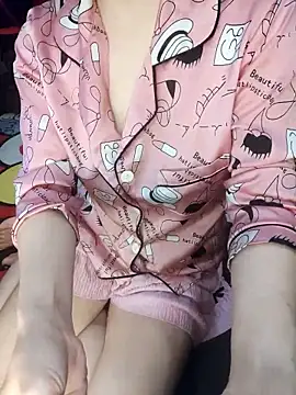 Snapshot of Alone_nothing chatting on December 2025 05:09:01 PM Alone nothing online show from December 2025 05:09:01 PM