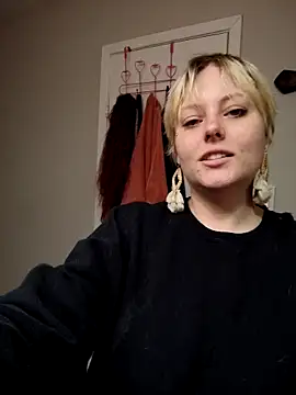 SpiderRose online show from February 2026 12:53:01 AM