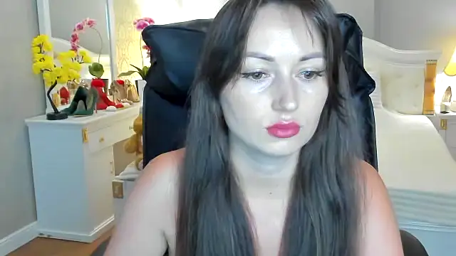 Snapshot of RosiAlina chatting on June 2026 06:41:01 AM RosiAlina online show from June 2026 06:41:01 AM