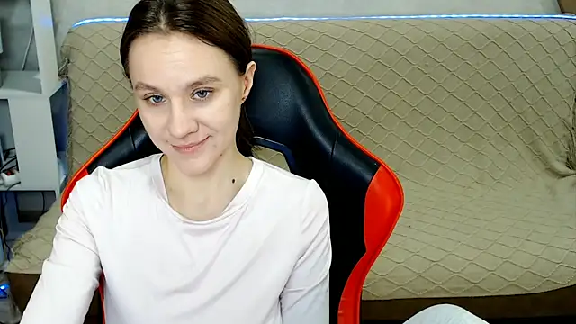 Snapshot of MiaBun1 chatting on January 2026 02:48:01 AM MiaBun1 online show from January 2026 02:48:01 AM