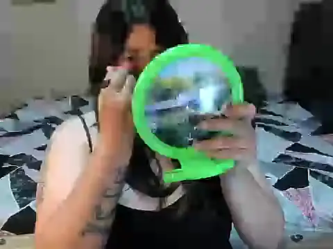 Snapshot of Pussy_overload chatting on March 2026 02:17:02 AM Pussy overload online show from March 2026 02:17:02 AM