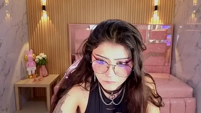 Snapshot of miss_devil_s chatting on January 2026 03:09:02 AM miss devil s online show from January 2026 03:09:02 AM