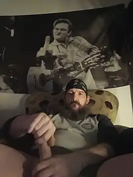 Snapshot of Spunfun555 chatting on December 2025 04:18:02 AM Spunfun555 online show from December 2025 04:18:02 AM