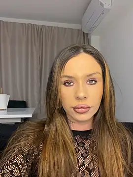 Snapshot of MayaLexy chatting on December 2025 07:07:02 PM MayaLexy online show from December 2025 07:07:02 PM