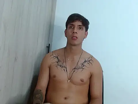 Wolf light online show from December 2025 10:59:02 PM