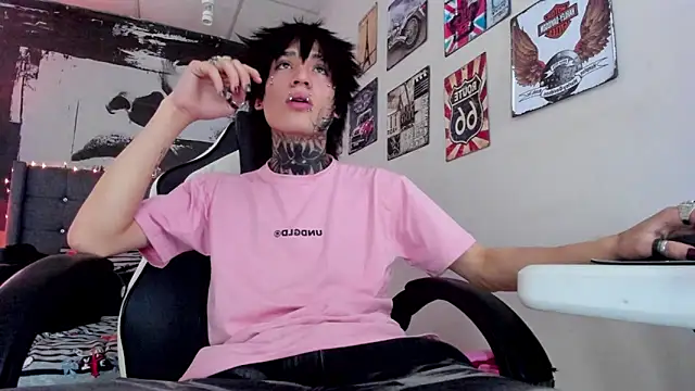 Snapshot of koryu_skull chatting on January 2026 08:10:02 PM koryu skull online show from January 2026 08:10:02 PM