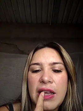 Charlott smi online show from February 2026 05:44:02 PM