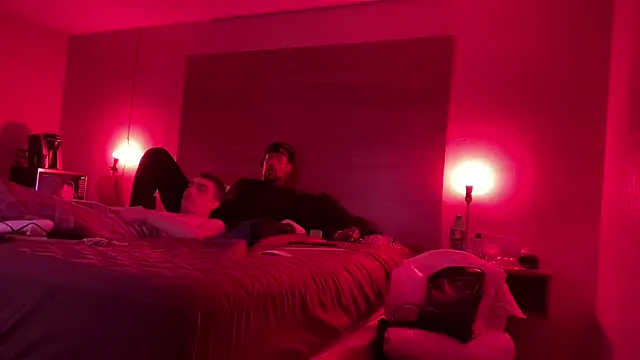 Snapshot of cosmiccloudpig chatting on March 2026 05:37:02 PM cosmiccloudpig online show from March 2026 05:37:02 PM