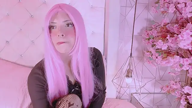 NamiMoon1 online show from February 2026 01:15:02 PM