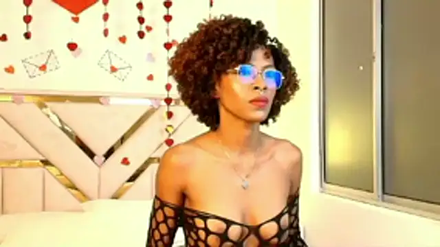 Snapshot of NaomiClay chatting on February 2026 12:27:01 PM NaomiClay online show from February 2026 12:27:01 PM