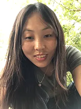 Snapshot of bae-asian chatting on April 2026 08:11:01 AM bae-asian online show from April 2026 08:11:01 AM