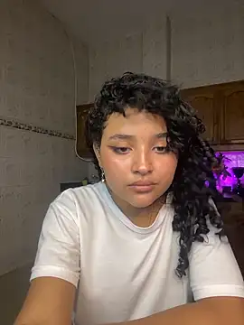 ladulcemary  online show from February 2026 02:41:01 AM