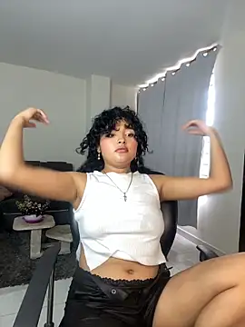 ladulcemary  online show from May 2026 07:07:01 PM