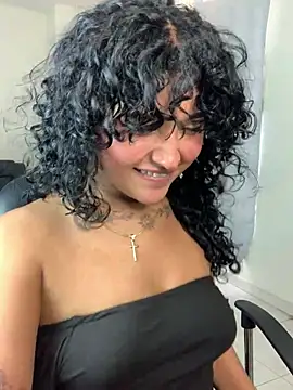 ladulcemary  online show from May 2026 06:27:02 PM