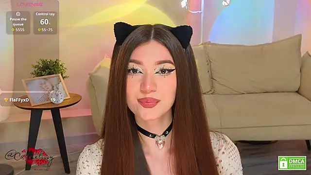 oliviaah  online show from February 2026 03:04:02 PM