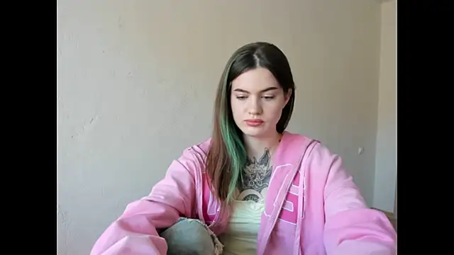 Snapshot of NikkieKitty chatting on March 2026 10:48:01 AM NikkieKitty online show from March 2026 10:48:01 AM