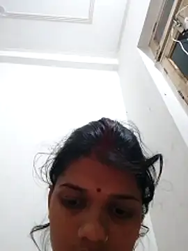 SEEMABABY12 online show from December 2025 03:30:01 PM