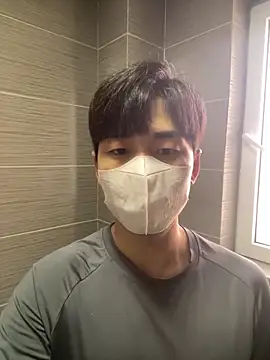 kimze7 online show from February 2026 02:45:02 AM