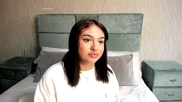 NaomySakura online show from February 2026 08:27:02 PM