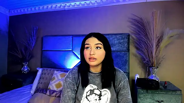NaomySakura online show from May 2026 08:26:02 PM